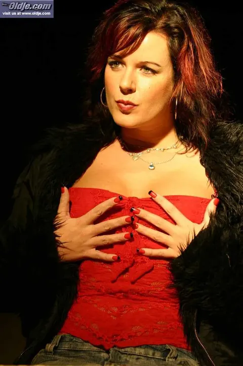 Lenny Schneider: Czech Redhead MILF Rims Man and Swallows His Cum – photo 3 of 21