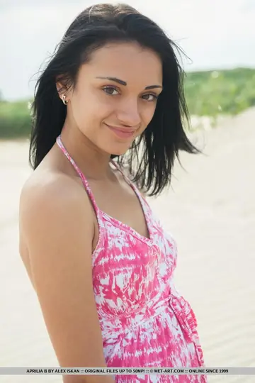 Aprilia B – European Brunette Poses Naked and Spreads on the Beach