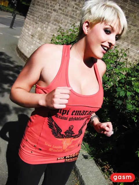 JORDANNA BLACK: Short-Haired Blonde MILF Fucks Outdoors – photo 5 of 15