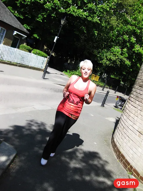 JORDANNA BLACK: Short-Haired Blonde MILF Fucks Outdoors – photo 3 of 15