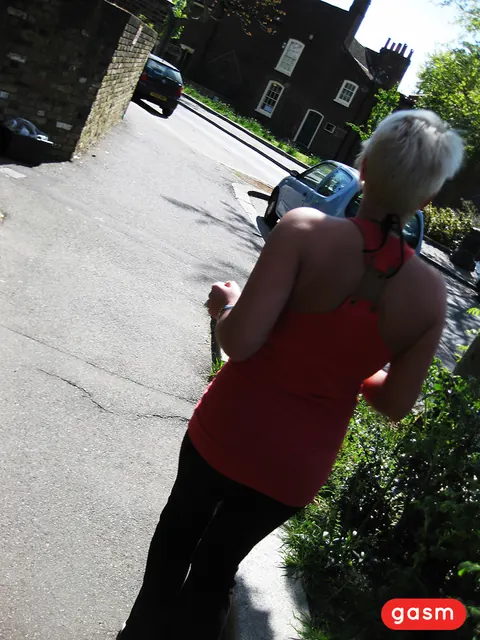 JORDANNA BLACK: Short-Haired Blonde MILF Fucks Outdoors – photo 12 of 15