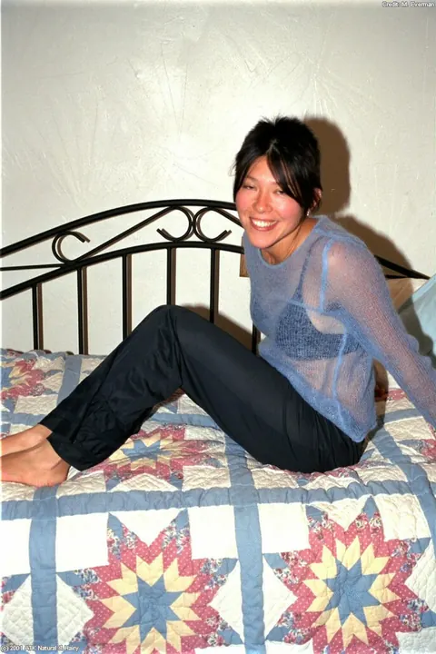 Asian Woman Pulls Aside Her Panties and Spreads Her Hairy Pussy – photo 1 of 16