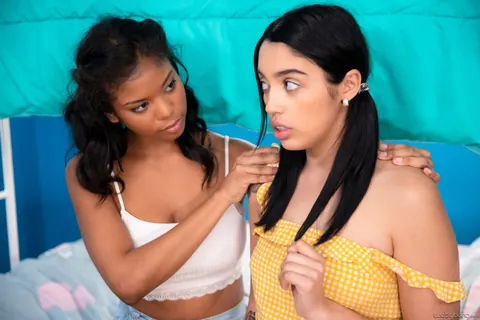 Nia Nacci: Busty Ebony and Pigtail Brunette Kiss, Lick, and Finger – photo 3 of 15