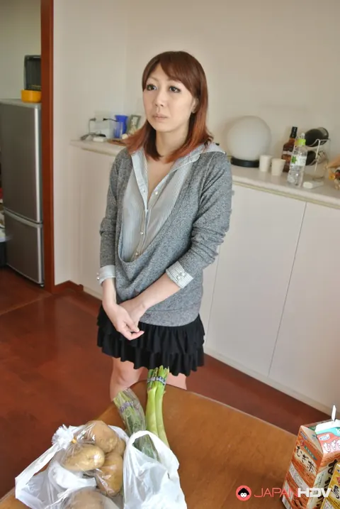 Japanese Redhead Lifts Her Skirt and Masturbates – photo 2 of 15