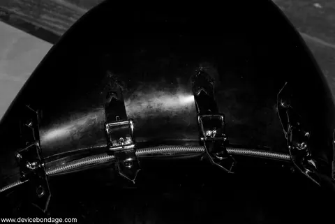 Sarah Jane Ceylon: Tattooed Blonde MILF Bound and Toyed in Bondage – photo 2 of 21