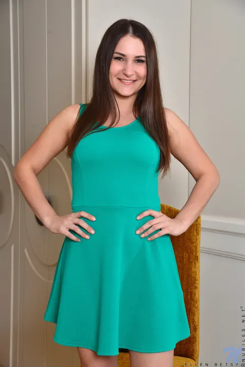 Ellen Betsy: Busty Brunette Strips Off Her Panties and Spreads on a Chair in Heels – photo 1 of 16