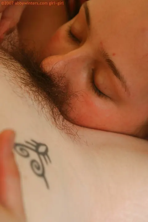 Jamie Lee: Two Hairy Brunettes Strip Off Their Panties and Eat Each Other Out – photo 10 of 16