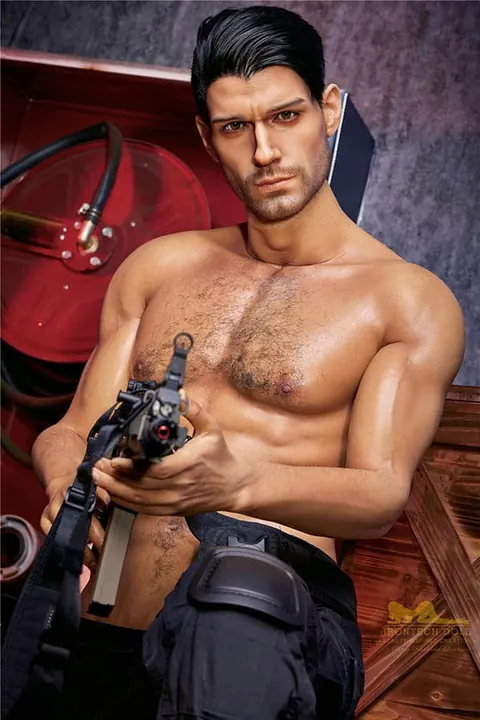 Athletic Man Reveals Small Cock Before Sex – photo 13 of 21