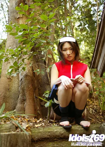Saeki Mai – Thick Asian Babe Fingers Her Hairy Pussy Outdoors
