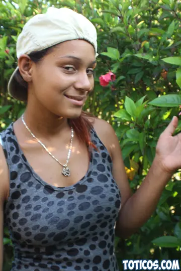 Thick Latina Shows Big Tits and Ass in Public