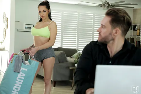 MJ Fresh: Brunette with Big Enhanced Tits Strips Off Her Lingerie for Gym Sex – photo 6 of 16