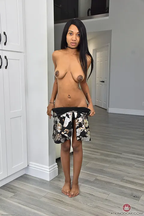 Alexis Avery: Slim Ebony Brunette with Big Natural Tits Spreads Her Pussy – photo 8 of 20
