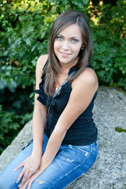 Sophia E: Brunette Strips Out of Her Dress and Jeans – photo 21 of 21