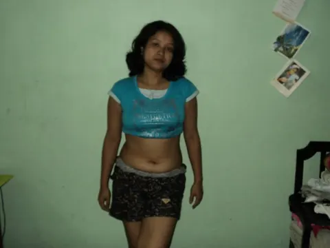 Indian Brunette in Shorts Gives a Blowjob Fully Clothed – photo 3 of 15