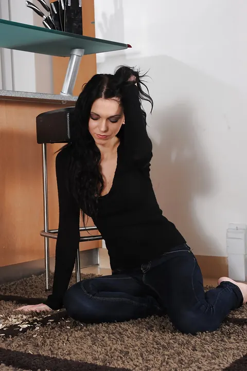 Black-Haired Babe Pulls Jeans Aside and Spreads Her Shaved Pussy – photo 5 of 16