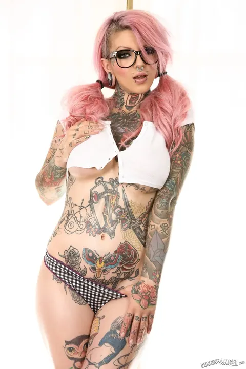 Sydnee Vicious: Busty Brunette in Glasses Spreads Her Shaved Pussy – photo 2 of 17
