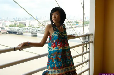 Slim Asian Brunette Spreads Her Hairy Pussy on the Balcony – photo 1 of 12