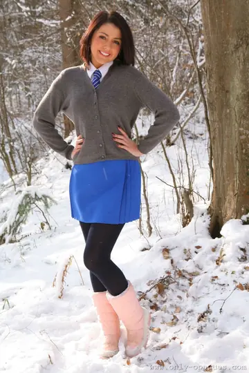 Gemma Jack – Busty European MILF in Uniform and Pantyhose Has Anal Threesome Outdoors