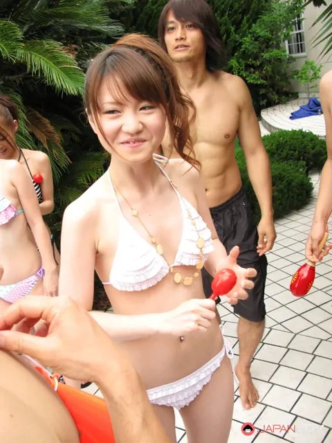 Slim Japanese Brunette in a Bikini Gets Fingered at the Pool – photo 2 of 20