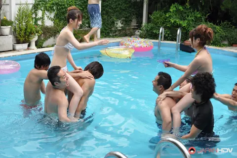 Slim Japanese Brunette in a Bikini Gets Fingered at the Pool – photo 15 of 20