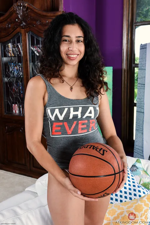 Nataly Lopez: Curly Latina Opens Her Trimmed Pussy on Her Knees – photo 1 of 20