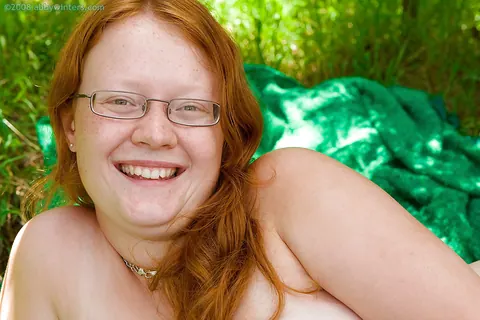 Redhead BBW in Glasses Strips and Shows Her Pussy Outdoors – photo 15 of 16