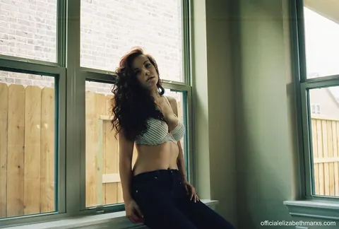 Elizabeth Marxs: Busty Redhead with a Tattoo Poses Nude – photo 2 of 13
