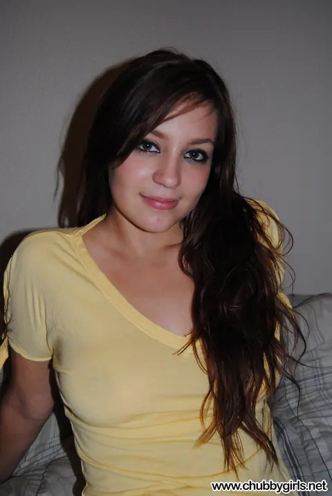Samantha Marie: BBW Brunette Strips Out of Her Panties and Spreads – photo 5 of 16