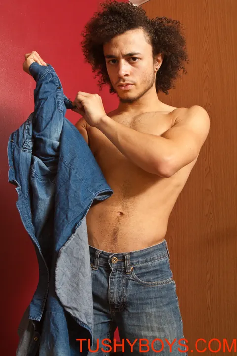 Petite Slim Guy Strips Nude and Reveals His Cock – photo 6 of 21