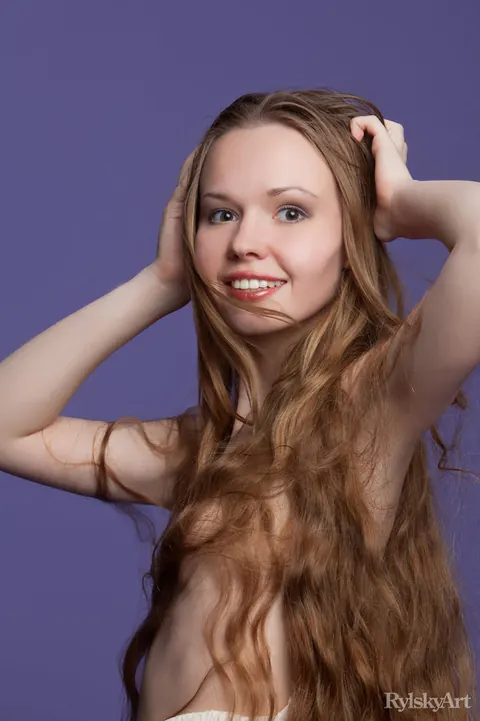 Virginia Sun: Slim Brunette Strips Out of Her Dress in the Open Air – photo 10 of 16