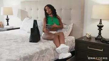 Busty Ebony Woman Gets Fucked in Interracial Sex