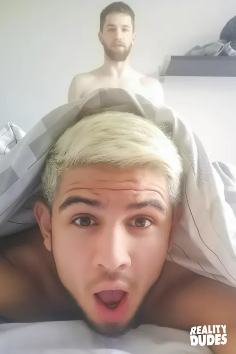 Lean Guy Kisses Partner and Takes Bareback Anal – photo 4 of 12