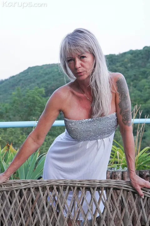 Busty Tattooed MILF Toys Her Pussy Outdoors – photo 1 of 21