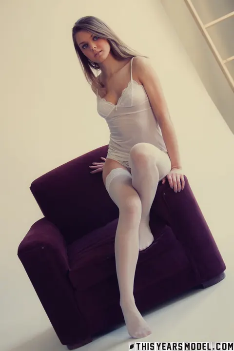 Michelle Jean: Thick Brunette Strips Off Her Lingerie and Stockings to Show Her Ass – photo 1 of 15