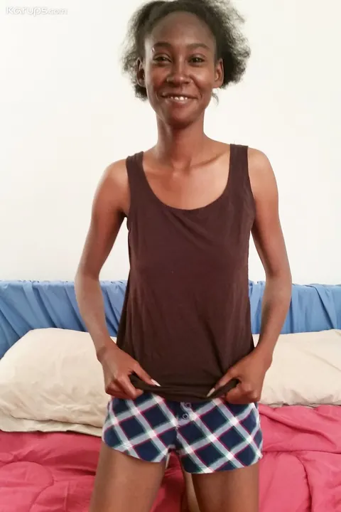Slim Ebony MILF Pulls Shorts Aside and Dildos Her Hairy Bush – photo 5 of 18