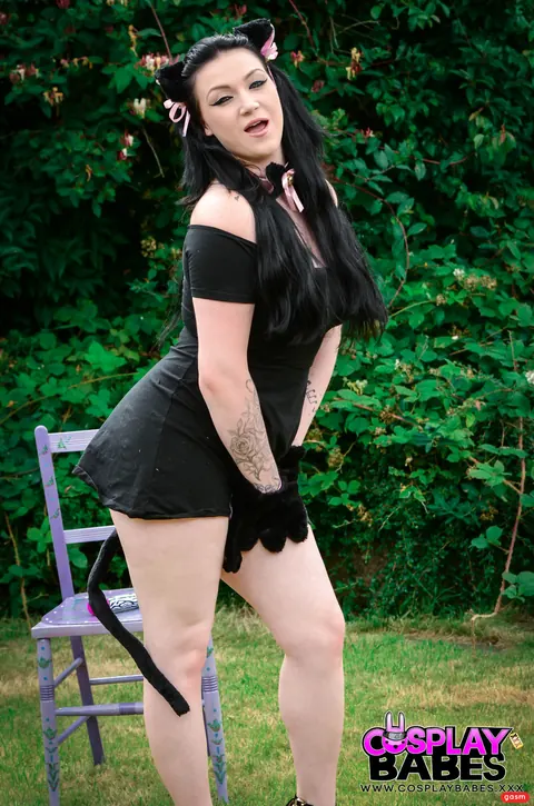 Harmony Reigns: European BBW Strips Out of Her Black Dress Outdoors – photo 9 of 15