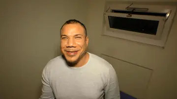 European Brunette Gives a Deepthroat and Gets Fucked in a Motel