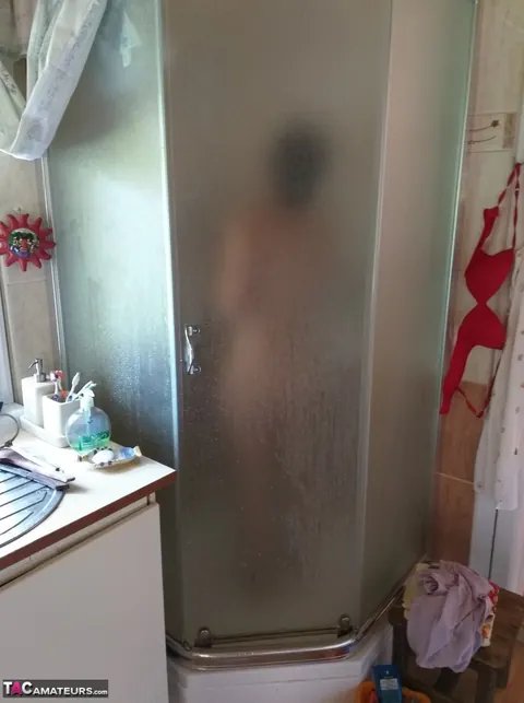 Diana Ananta: European Brunette MILF Undresses Before a Shower – photo 7 of 16