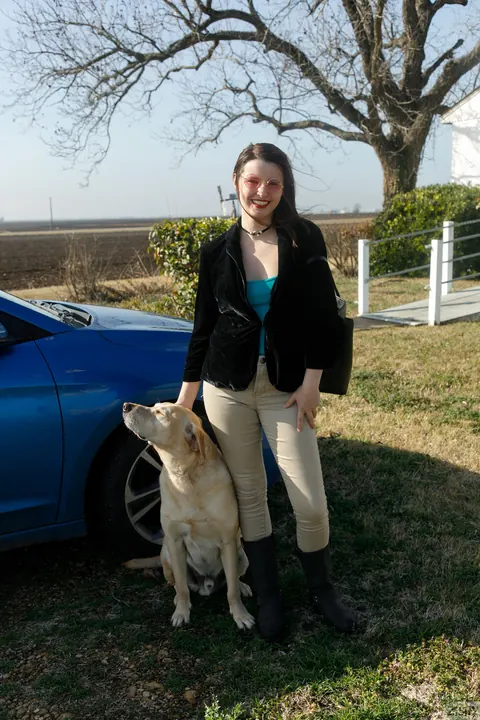 Dorothy Channing: Brunette Amateur Flashes Her Tits and Ass by the Car – photo 1 of 13
