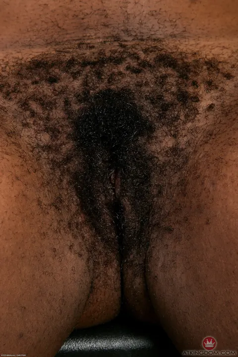 Ebony BBW Parts Her Legs to Show Her Hairy Pussy – photo 15 of 20