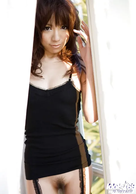 Kanako Tsuchiyai: Busty Japanese Brunette Poses in Stockings and Heels Outdoors – photo 14 of 15
