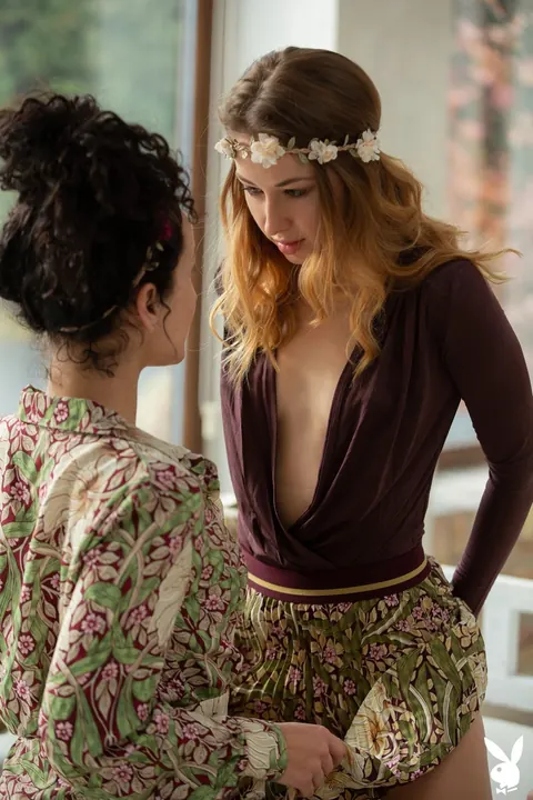 Diana Lark: Redhead Strips Nude and Poses to Show Her Small Natural Tits – photo 2 of 20