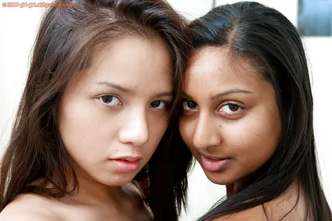 Emy Reyes: Brunette Indian Latina Licks Hairy Pussy and Facesits Her Partner – photo 16 of 16