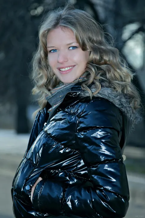 Tall Curly Blonde Undresses and Poses Outdoors – photo 2 of 21