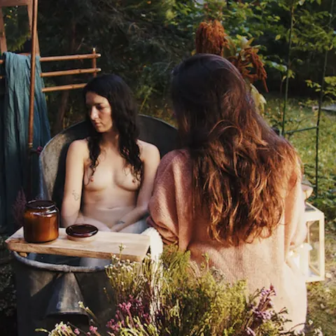Maisy Taylor & Bunnie Bennett: European Brunettes Embrace Nude in Slow Kiss – photo 6 of 18