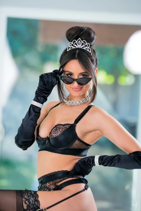 Eliza Ibarra: Tall Latina Gets Fucked Doggy Style and Jizzed On – photo 10 of 20