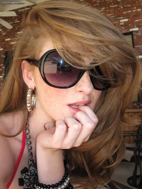Faye Reagan: Freckled Redhead MILF Strips Out of Her Bikini Outdoors – photo 16 of 20