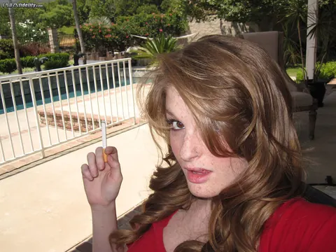 Faye Reagan: Freckled Redhead MILF Strips Out of Her Bikini Outdoors – photo 13 of 20