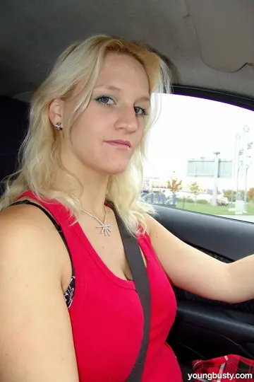 BBW Blonde Undresses and Fingers Her Pussy in a Car