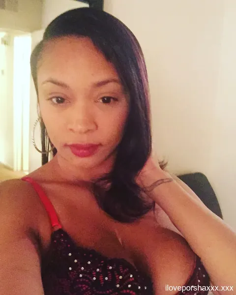 Porsha Carrera: Busty Latina in Lingerie Spreads for a Mirror Selfie – photo 7 of 17